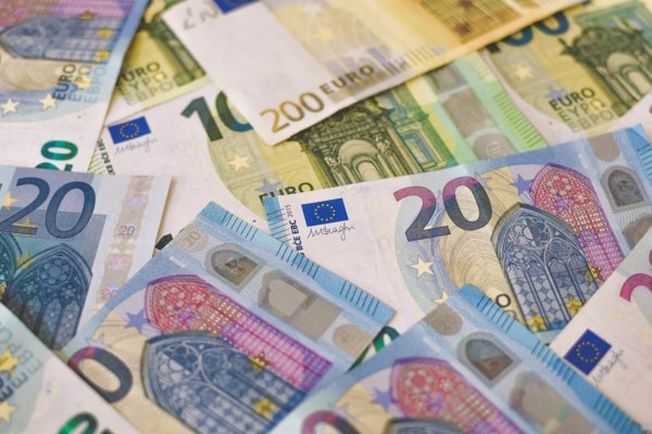 bank notes