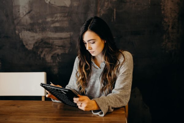 woman on ipad